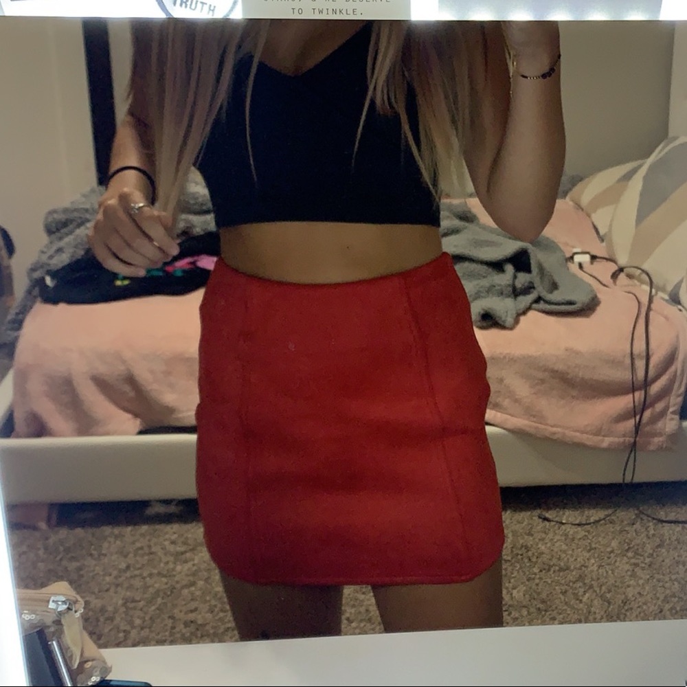 mini skirt